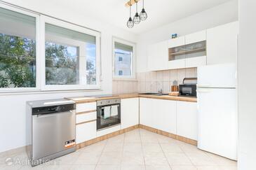 Apartmanok a tenger mellett Rogoznica - 22241