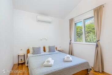 Apartmanok parkolóhellyel Zivogosce - Blato, Makarska - 22253