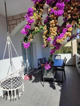 Apartmanok parkolóhellyel Zablace, Sibenik - 22255