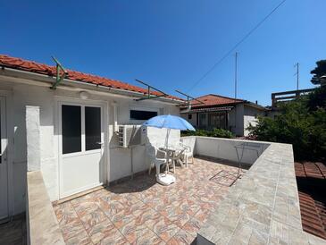 Apartamentos junto al mar Jelsa, Hvar - 22256