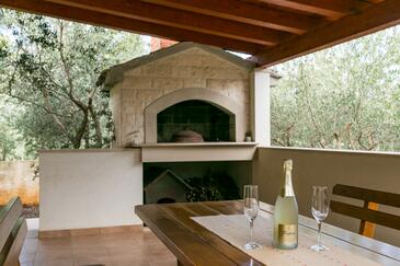 Dvosobna hiša Mirca, Brač (K-22257(