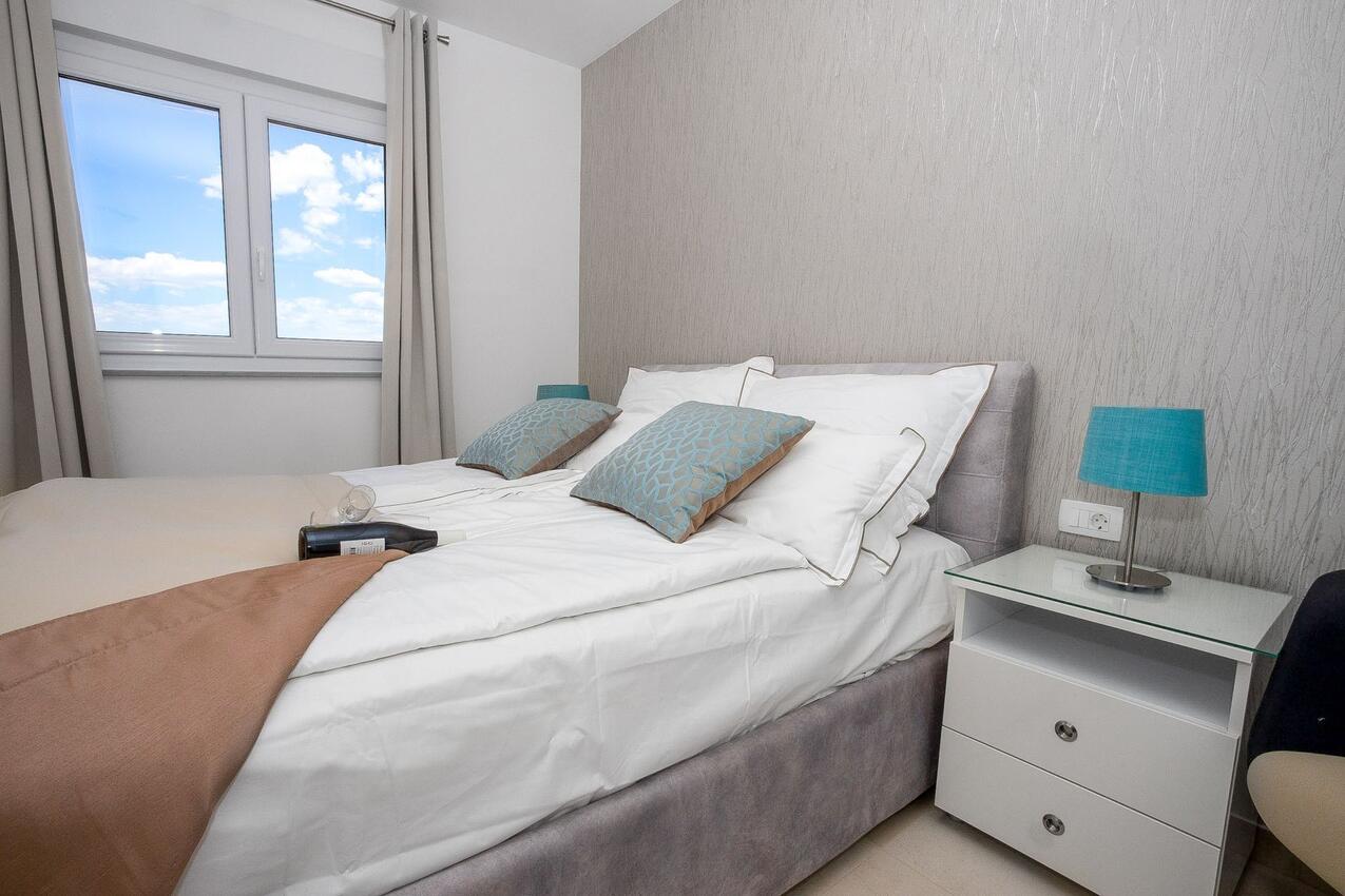A-22264-a - Alloggi privati - Appartamenti con parcheggio Promajna, Macarsca - Makarska