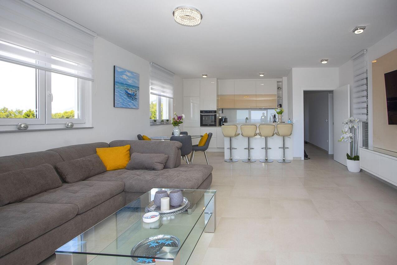 A-22264-a - Alloggi privati - Appartamenti con parcheggio Promajna, Macarsca - Makarska