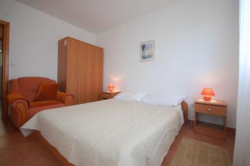 Apartmanok parkolóhellyel Kremenići, Krk - 22269