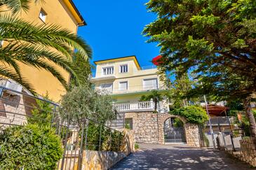 Apartmaji ob morju Crikvenica - 22276 Adriatic.hr