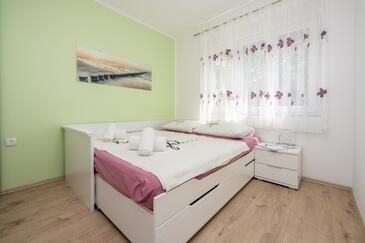 Apartmány s parkovištěm Crikvenica - 22278