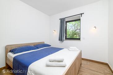 Apartments with parking space Premantura, Medulin - 2228