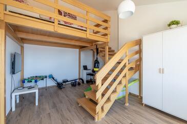 Апартаменты с парковкой Цриквеница - Crikvenica - 22280