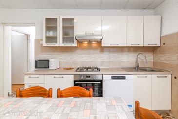 Ferienwohnungen am Meer Banjole, Pula - 2229