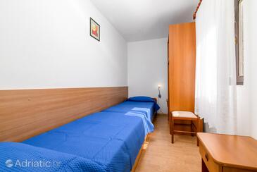 Apartments by the sea Banjole, Pula - 2229