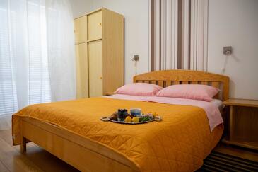 Appartementen met parkeerplaats Vodice - 22290