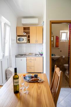 Appartementen met parkeerplaats Vodice - 22290