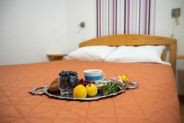 One bedroom apartment Vodice (A-22290-b)