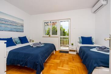 Apartmaji s parkingom Dramalj, Crikvenica - 22291