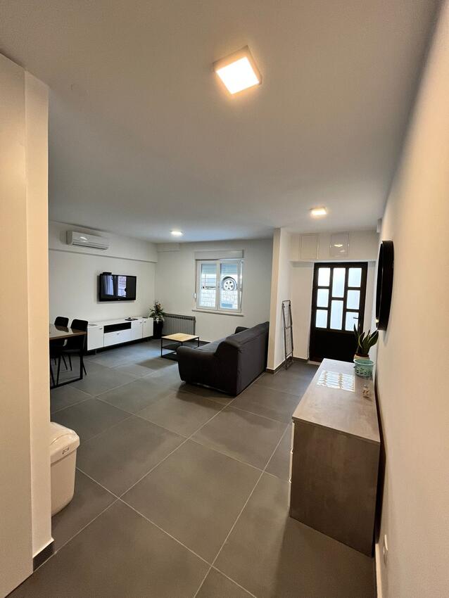 A-22296-a - Privatunterkunft - Ferienwohnungen mit Parkplatz Stobrec, Split
