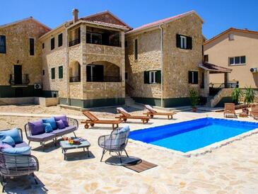 Apartmaji ob morju z bazenom Ražanac, Zadar - 22306 Adriatic.hr