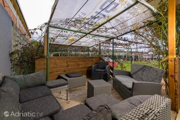 Apartmani za obitelj s djecom Vinkuran, Pula - 22314