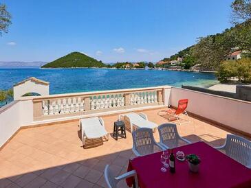 Three bedroom apartment Prožurska Luka, Mljet (A-22338-a)