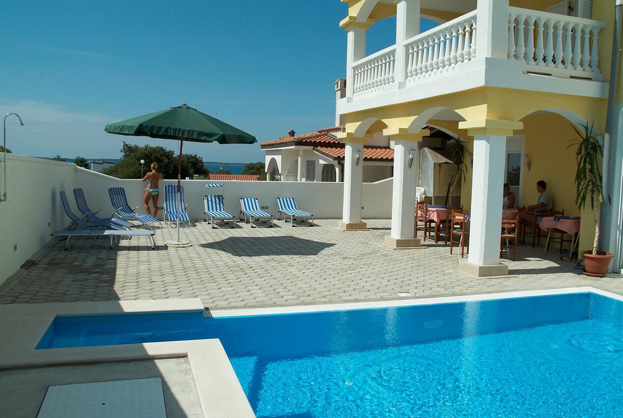 Sobe z bazenom Peroj, Fažana - 2235