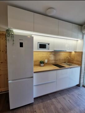 Leiligheter med parkering Povljana, Pag - 22355