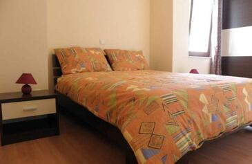 Apartmanok családok részére medencével Barbat, Rab - 22358