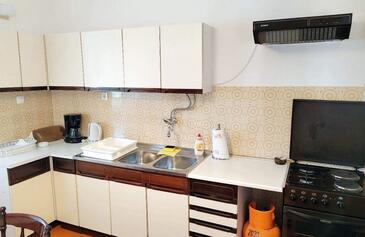 Rodinné apartmány u moře Barbat, Rab - 22360
