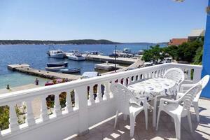 Dvosobni apartma Barbat Dvosobni apartma Barbat, Rab (A-22363-b(