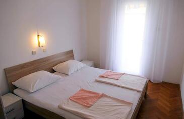 Apartments by the sea Supetarska Draga - Donja, Rab - 22365