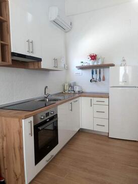 Apartmani uz more Supetarska Draga - Donja, Rab - 22365