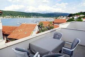 Kétszobás apartman Supetarska Draga - Donja Kétszobás apartman Supetarska Draga - Donja, Rab (A-22365-d)