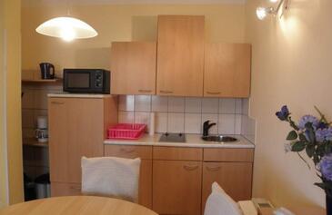 Apartments by the sea Barbat, Rab - 22366