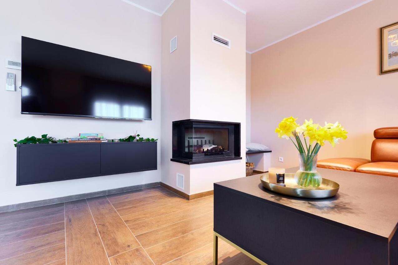 Haus mit Pool für Familien Karlovac - 22371