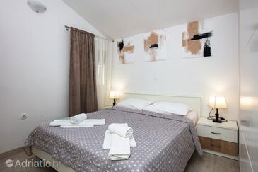 Apartmanok parkolóhellyel Pakostane, Biograd - 22375
