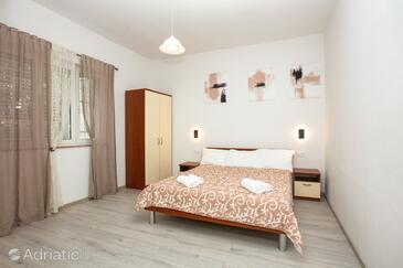 Lejlighedens parkeringsplads Pakostane, Biograd - 22375