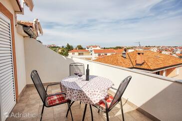 Apartamentos con parking Pakostane, Biograd - 22375