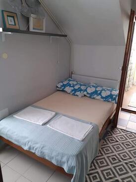 Apartmanok parkolóhellyel Razanj, Rogoznica - 22376