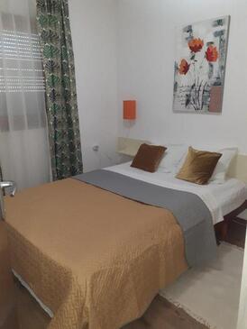 Apartmani s parkingom Ražanj, Rogoznica - 22376