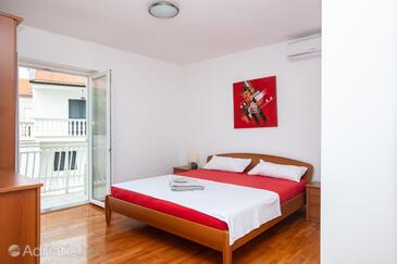 Appartamenti con parcheggio Vodizze - Vodice - 22382