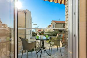 Dvoupokojový apartmán Tučepi, Makarská - Makarska (A-22384-d(