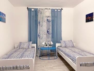 Apartmaji s parkingom Krk - 22395