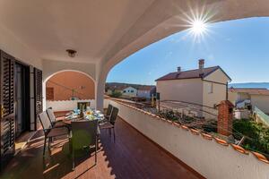 Trosoben apartma Pinezići, Krk (A-22403-a)
