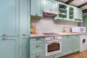 Ferienwohnungen am Meer Baska, Krk - 22409