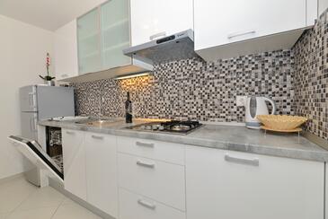 Apartmani i sobe uz mere Makarska - 22419