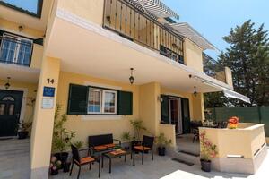 Three bedroom house Barbat, Rab (K-22420)