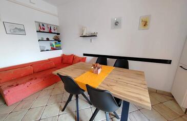 Appartamenti con parcheggio Banjol, Arbe - Rab - 22421