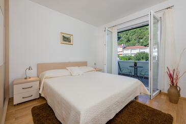 Appartamenti con piscina Lesina - Hvar - 22431