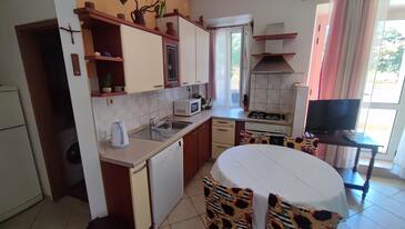 Apartmani s bazenom pogodni za obitelji s djecom Jelsa, Hvar - 22432