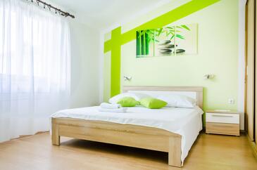 Feriehus med parkering Pula - 22433