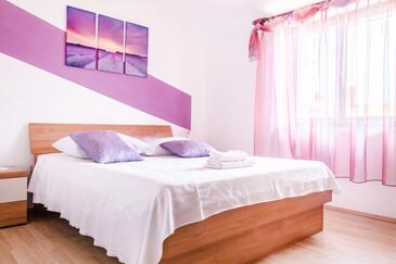 Feriehus med parkering Pula - 22433