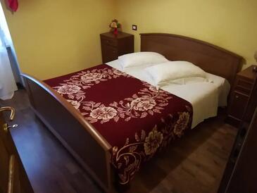 Apartments with parking space Beli, Cres - 22435